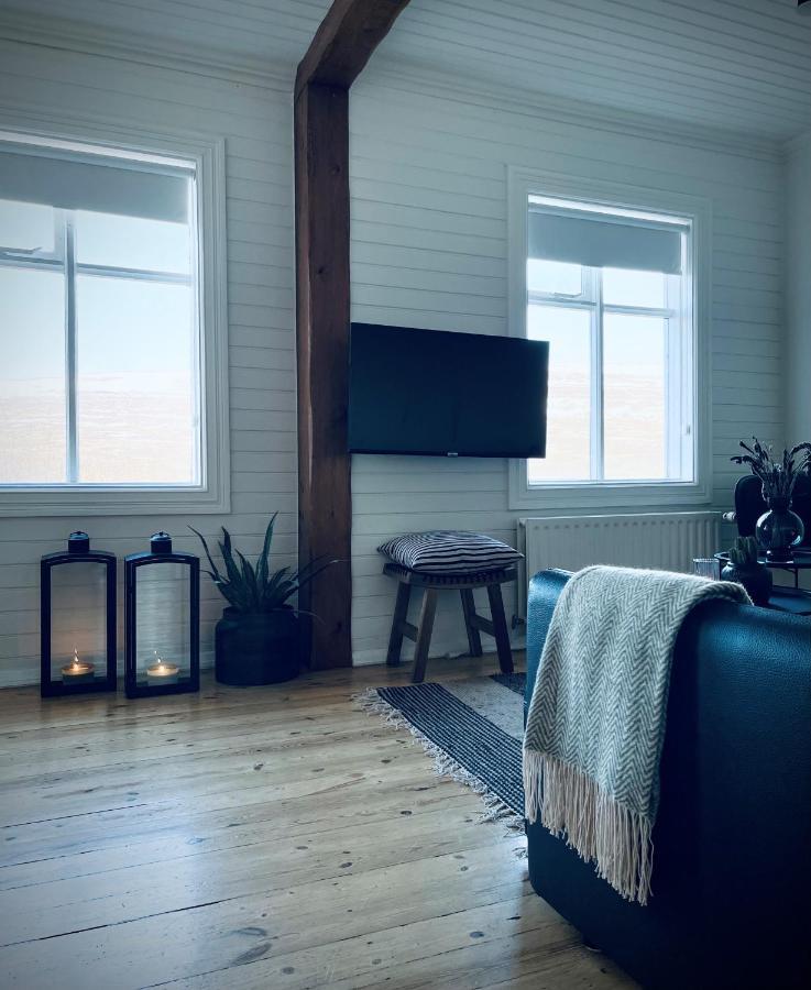 Day Dream Central Akureyri Three Bedroom Apt Exterior photo